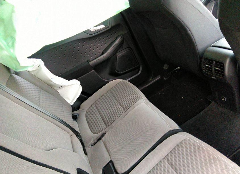 Photo 8 of 2020 Ford Escape SE (VIN 1FMCU0G67LUB92991)