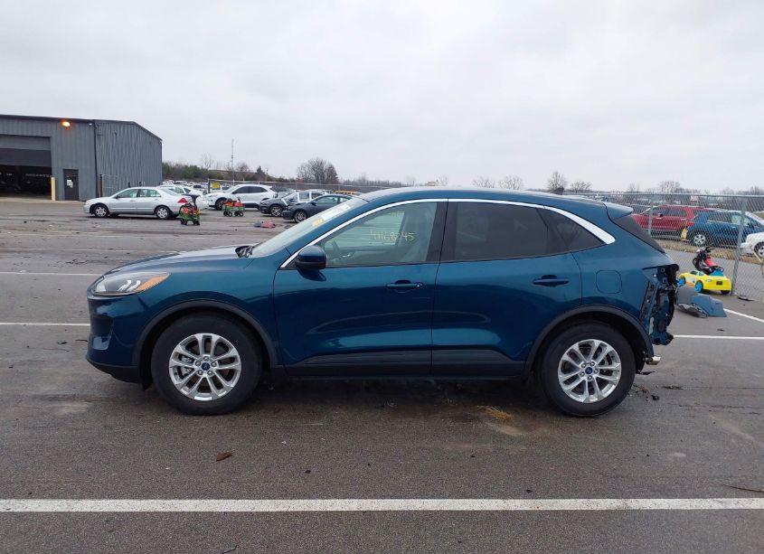 Photo 15 of 2020 Ford Escape SE (VIN 1FMCU0G67LUC14939)