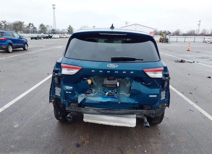 Photo 6 of 2020 Ford Escape SE (VIN 1FMCU0G67LUC14939)