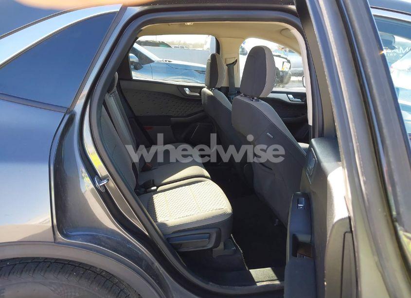 Photo 8 of 2020 Ford Escape SE (VIN 1FMCU0G67LUC55443)