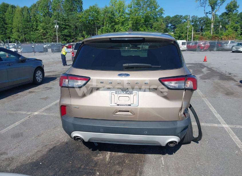 Photo 16 of 2021 Ford Escape SE (VIN 1FMCU0G67MUA00194)