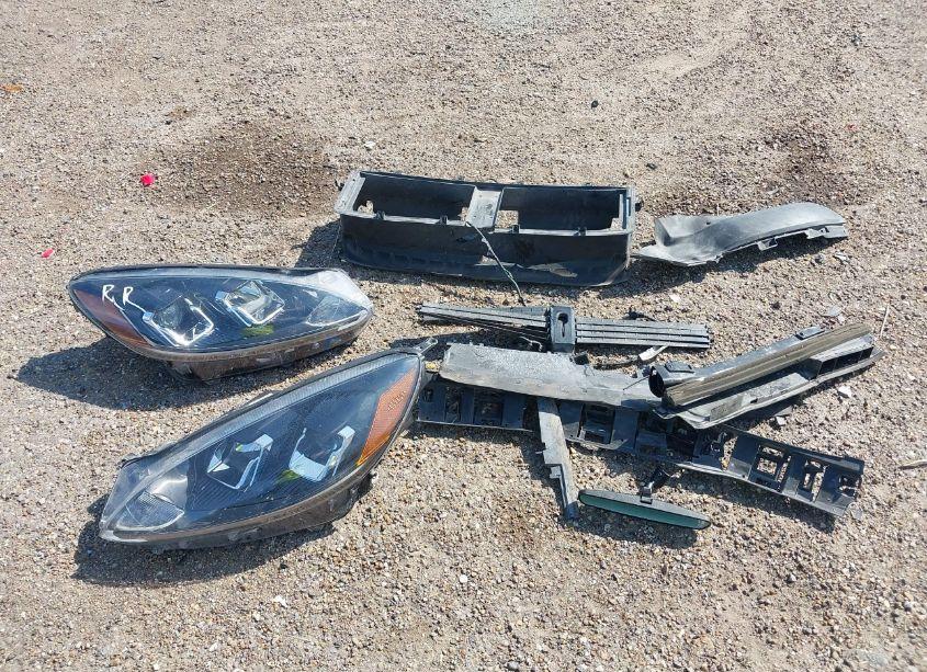 Photo 12 of 2021 Ford Escape SE (VIN 1FMCU0G67MUA30036)