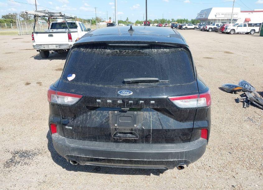 Photo 17 of 2021 Ford Escape SE (VIN 1FMCU0G67MUA30036)
