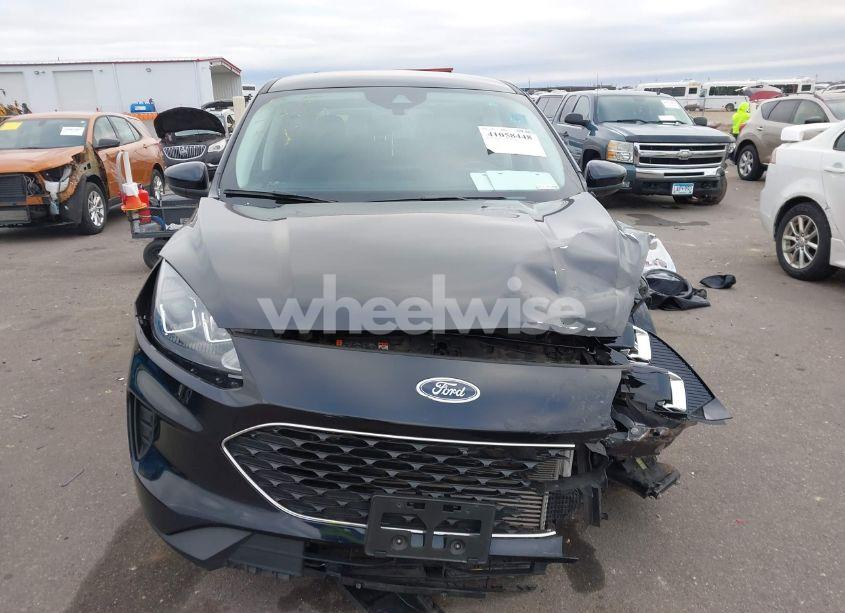 Photo 13 of 2021 Ford Escape SE (VIN 1FMCU0G67MUB06208)