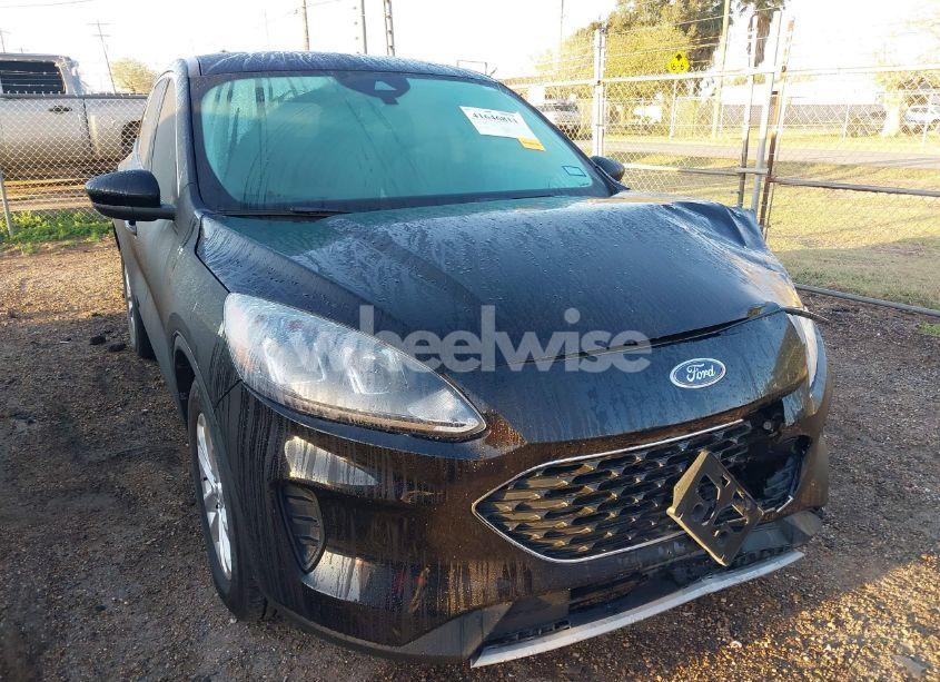 2021 Ford Escape SE (VIN 1FMCU0G67MUB29746) main photo