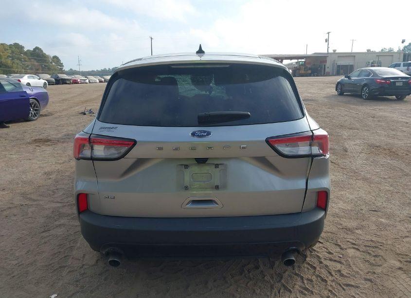 Photo 17 of 2022 Ford Escape SE (VIN 1FMCU0G67NUA86088)