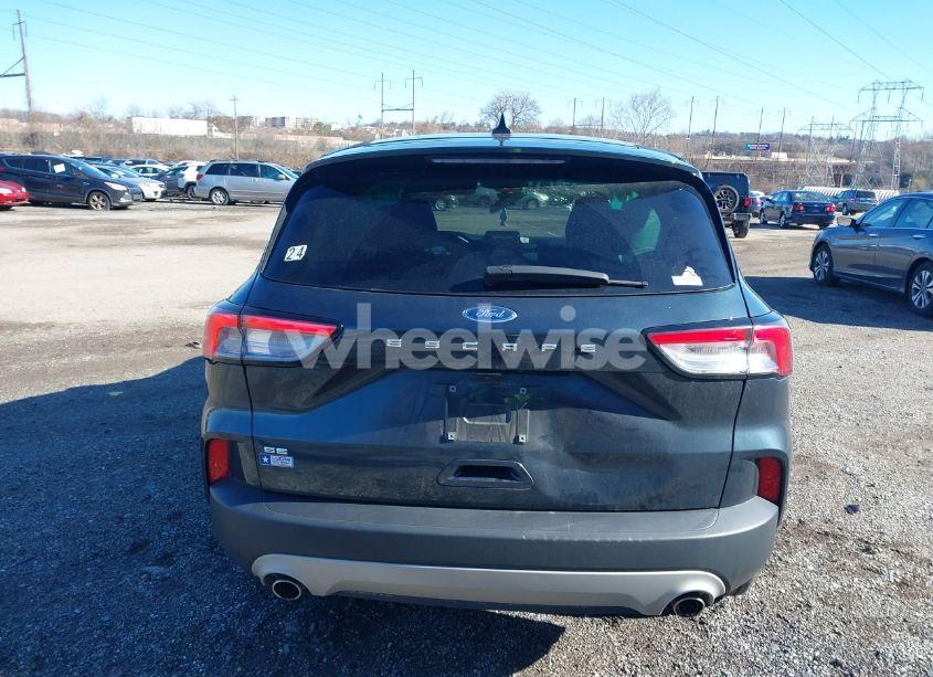 Photo 16 of 2022 Ford Escape SE (VIN 1FMCU0G67NUB85283)