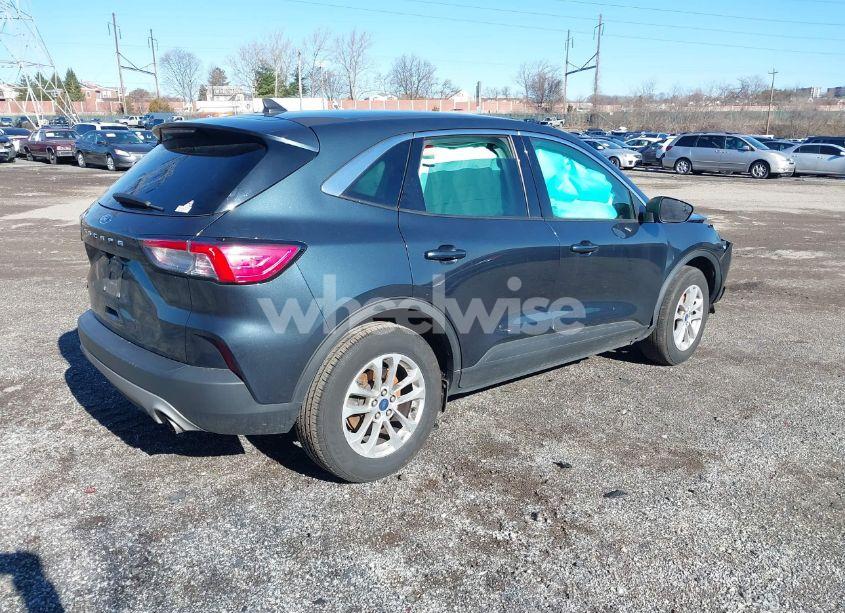 Photo 4 of 2022 Ford Escape SE (VIN 1FMCU0G67NUB85283)