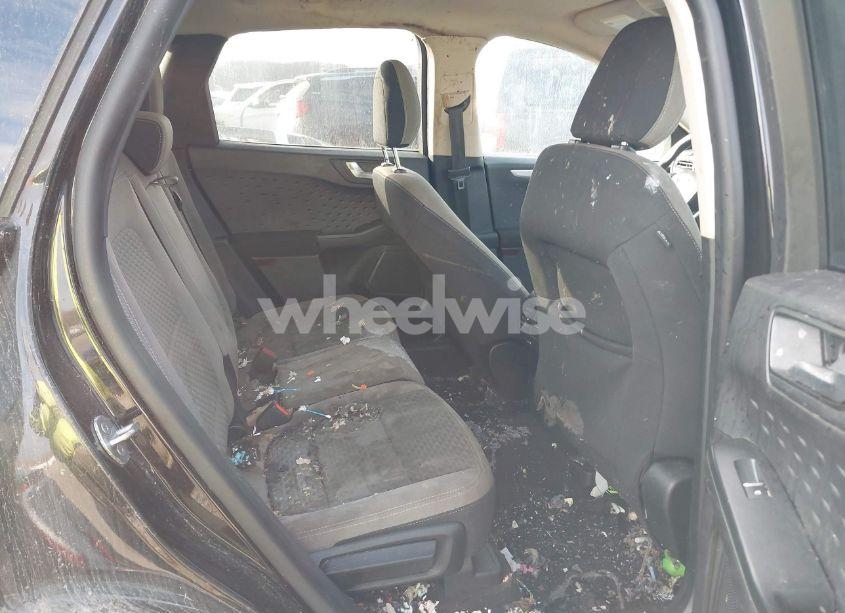 Photo 8 of 2020 Ford Escape SE (VIN 1FMCU0G68LUA25412)