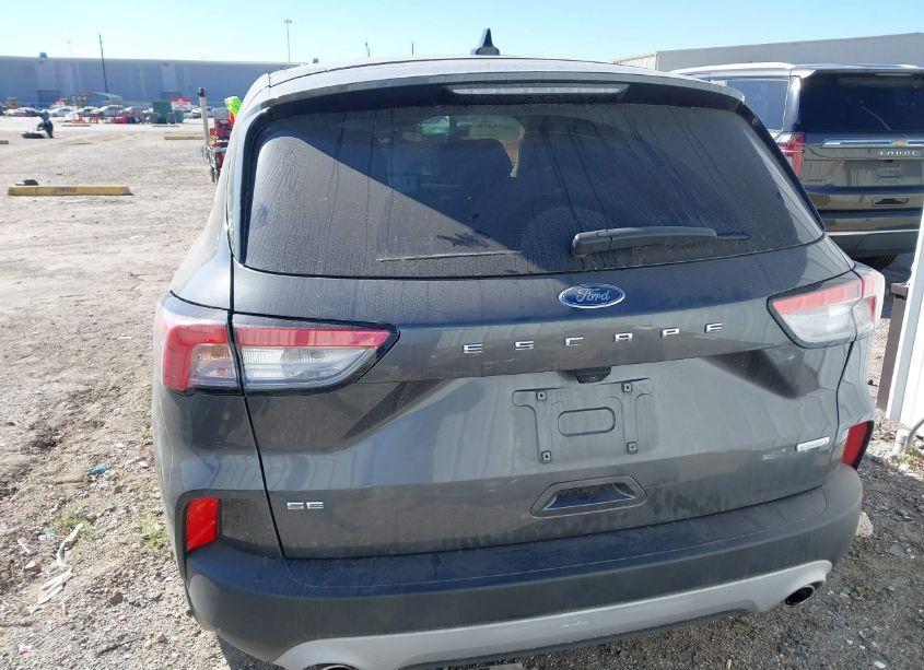 Photo 17 of 2020 Ford Escape SE (VIN 1FMCU0G68LUA75291)