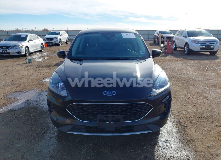 Photo 12 of 2020 Ford Escape SE (VIN 1FMCU0G68LUB02375)