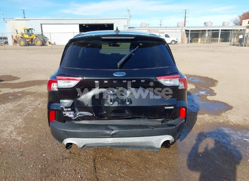 Photo 16 of 2020 Ford Escape SE (VIN 1FMCU0G68LUB02375)