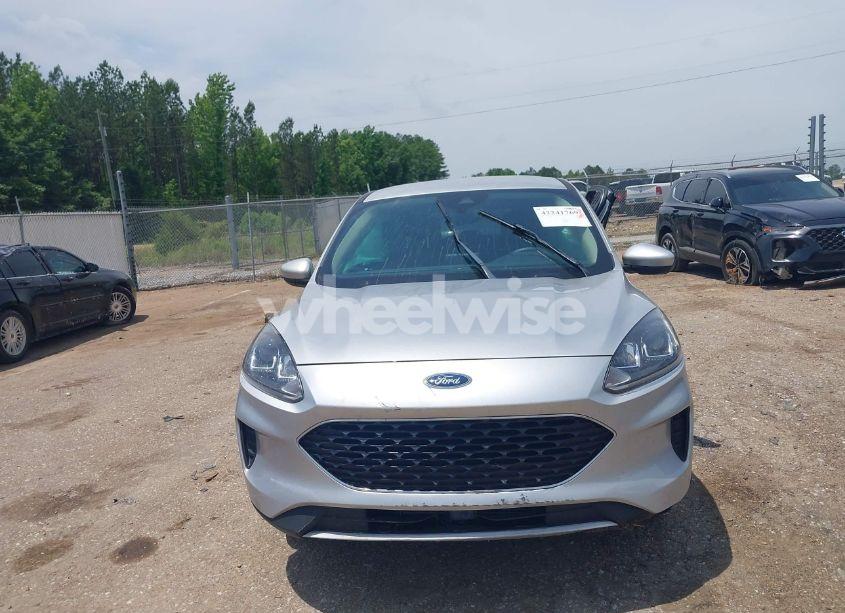 Photo 12 of 2020 Ford Escape SE (VIN 1FMCU0G68LUB22240)