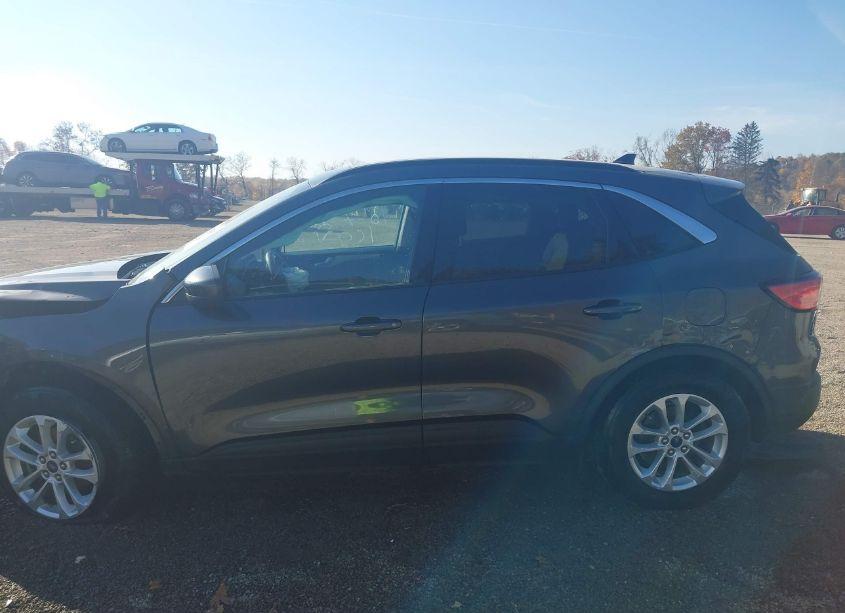 Photo 14 of 2020 Ford Escape SE (VIN 1FMCU0G68LUC42250)
