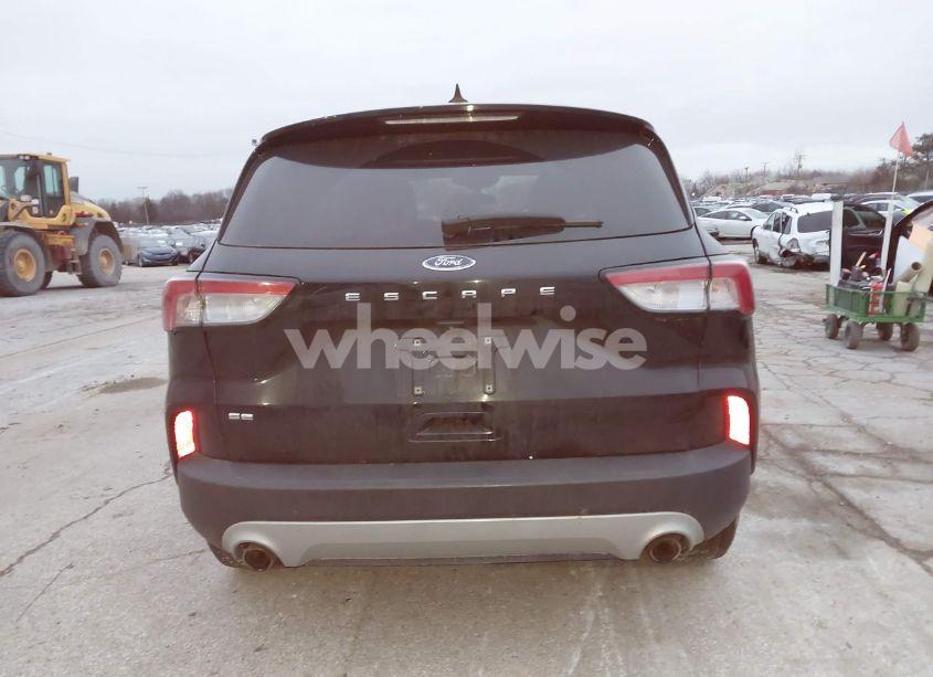 Photo 17 of 2022 Ford Escape SE (VIN 1FMCU0G68NUA24828)