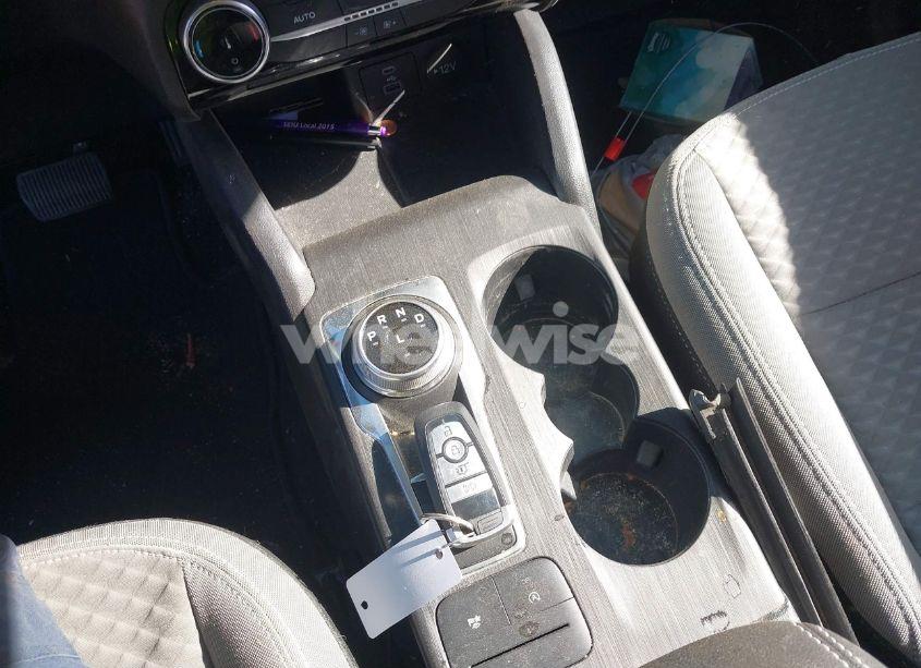 Photo 11 of 2022 Ford Escape SE (VIN 1FMCU0G68NUA28538)