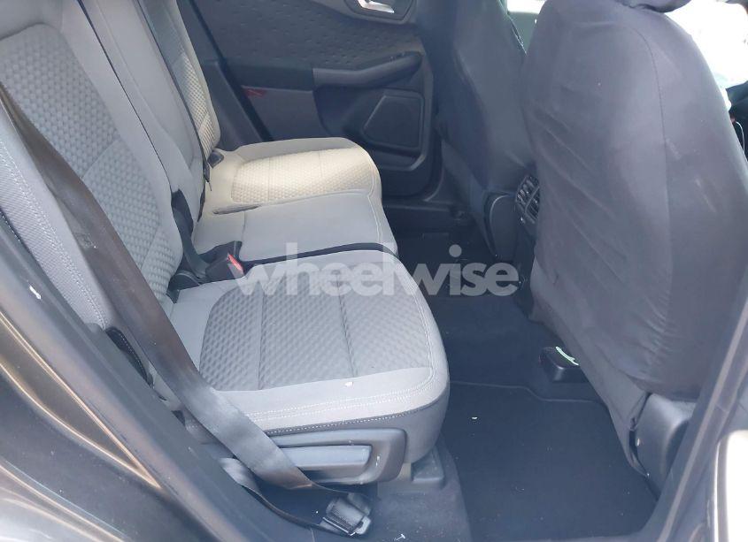 Photo 8 of 2020 Ford Escape SE (VIN 1FMCU0G69LUA23118)