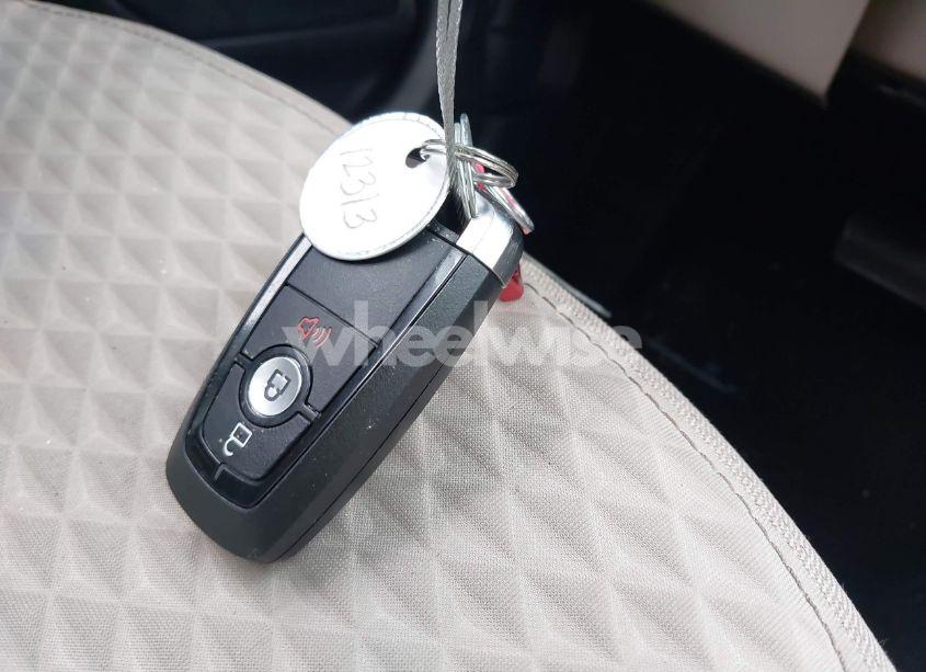 Photo 11 of 2020 Ford Escape SE (VIN 1FMCU0G69LUB02336)