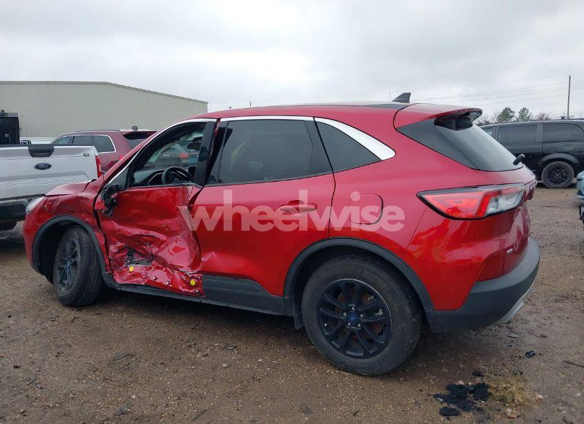 Photo 14 of 2020 Ford Escape SE (VIN 1FMCU0G69LUB02336)