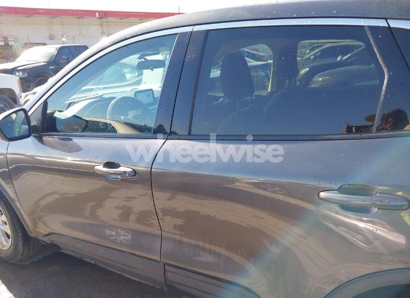 Photo 14 of 2020 Ford Escape SE (VIN 1FMCU0G69LUB92961)