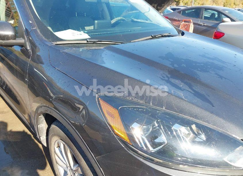 Photo 6 of 2020 Ford Escape SE (VIN 1FMCU0G69LUB92961)