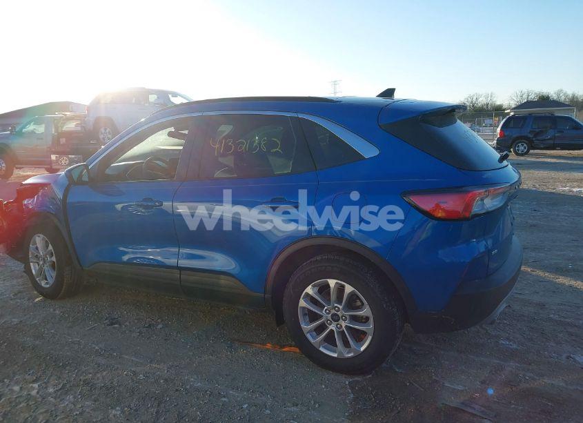 Photo 14 of 2020 Ford Escape SE (VIN 1FMCU0G69LUB93236)