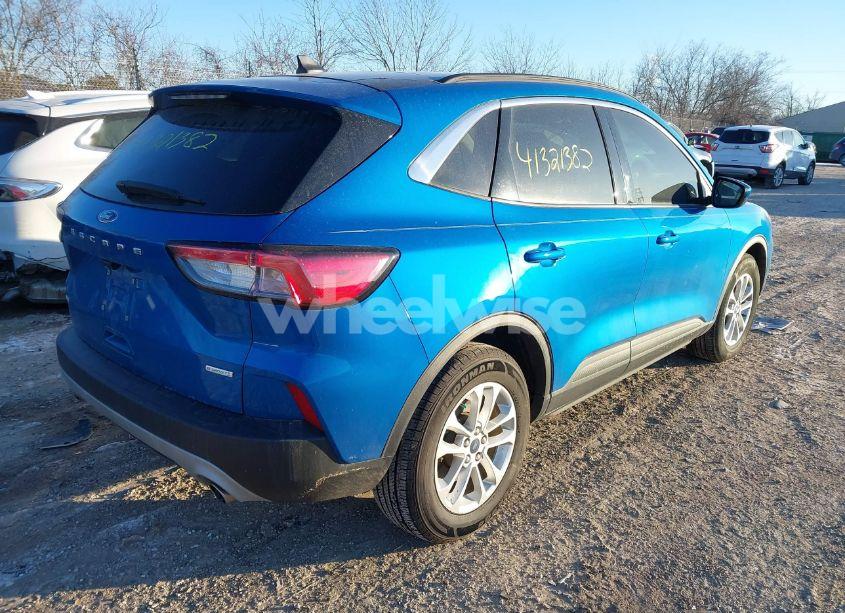 Photo 4 of 2020 Ford Escape SE (VIN 1FMCU0G69LUB93236)
