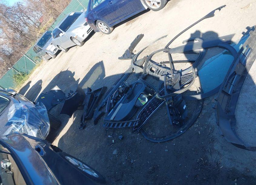 Photo 12 of 2020 Ford Escape SE (VIN 1FMCU0G69LUC02436)