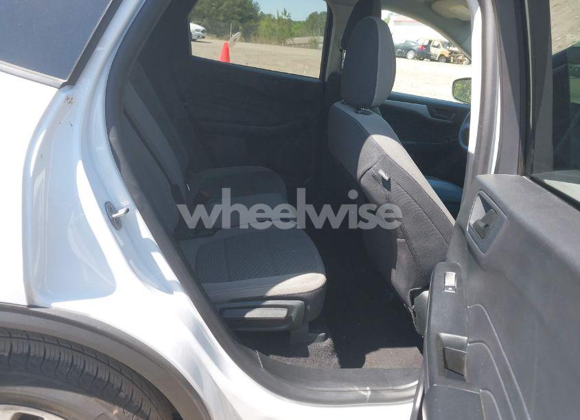 Photo 8 of 2022 Ford Escape SE (VIN 1FMCU0G69NUA47311)