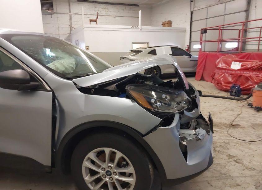 Photo 19 of 2022 Ford Escape SE (VIN 1FMCU0G69NUB49501)