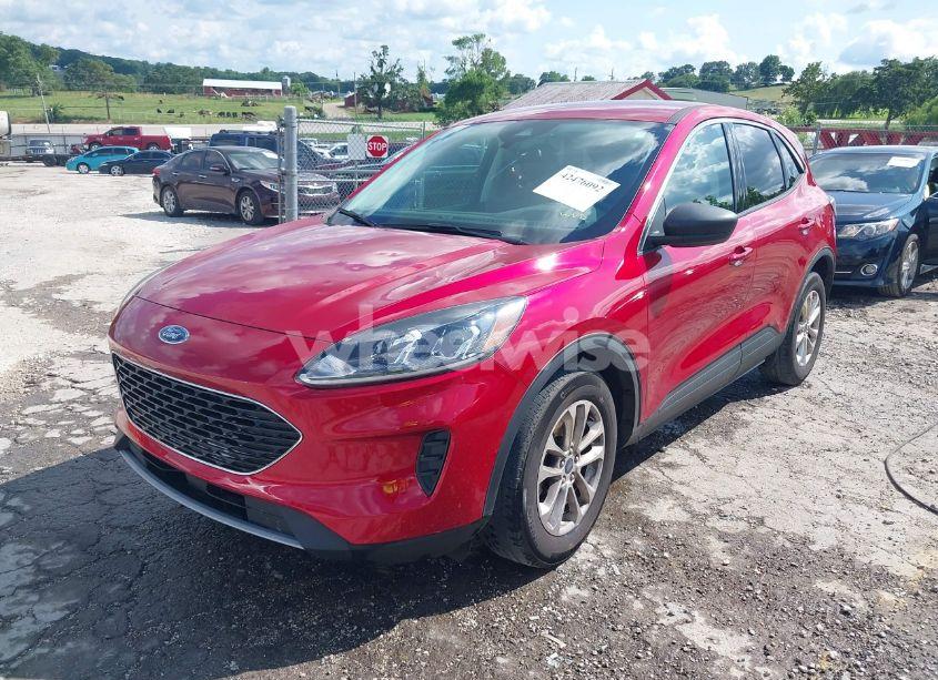 Photo 2 of 2022 Ford Escape SE (VIN 1FMCU0G69NUB54973)