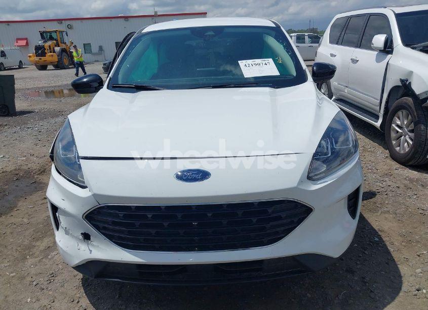 Photo 12 of 2022 Ford Escape SE (VIN 1FMCU0G69NUB93014)
