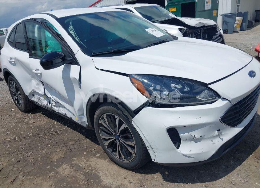 Photo 6 of 2022 Ford Escape SE (VIN 1FMCU0G69NUB93014)