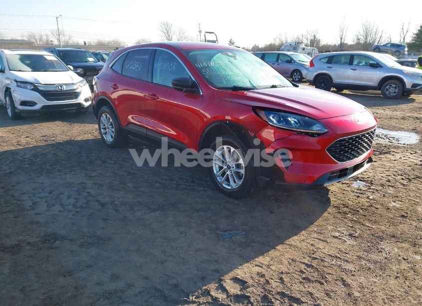 2022 Ford Escape SE (VIN 1FMCU0G69NUC00351) main photo