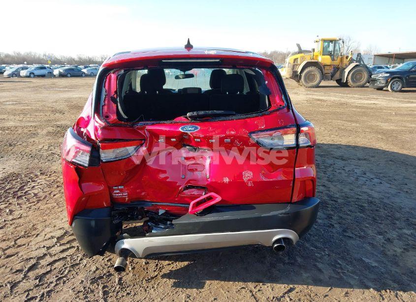 Photo 16 of 2022 Ford Escape SE (VIN 1FMCU0G69NUC00351)