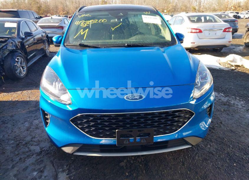 Photo 12 of 2020 Ford Escape SE (VIN 1FMCU0G6XLUB21526)