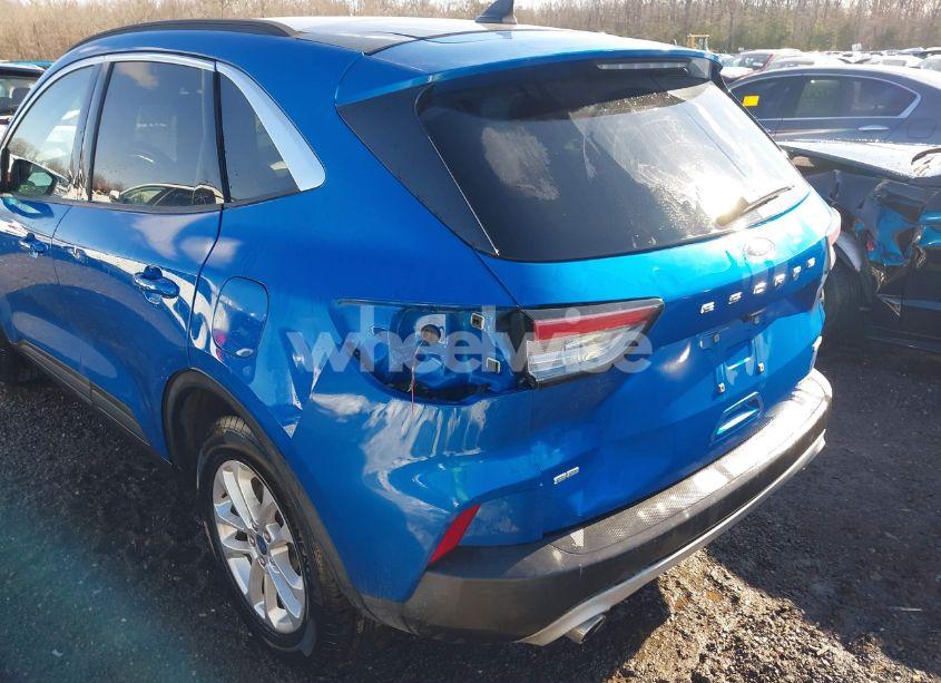 Photo 6 of 2020 Ford Escape SE (VIN 1FMCU0G6XLUB21526)