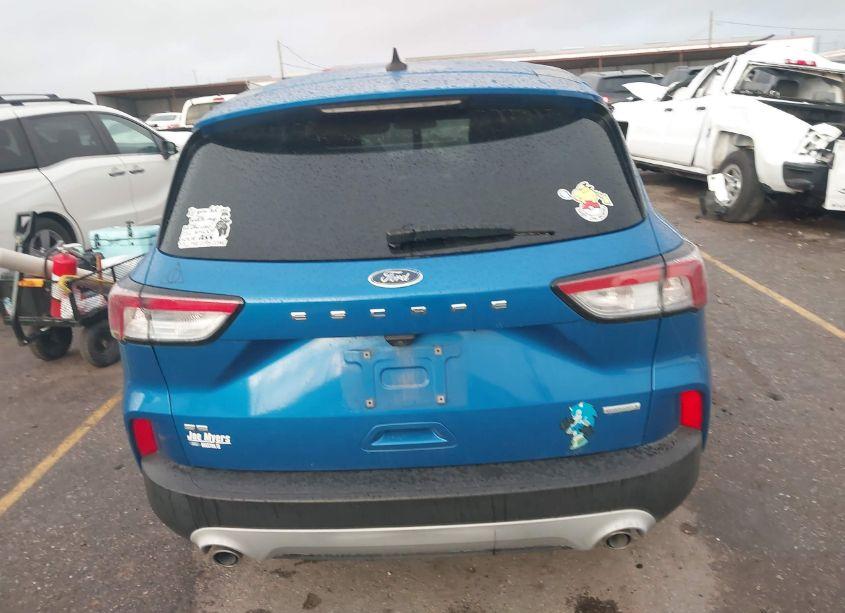 Photo 16 of 2020 Ford Escape SE (VIN 1FMCU0G6XLUB65820)