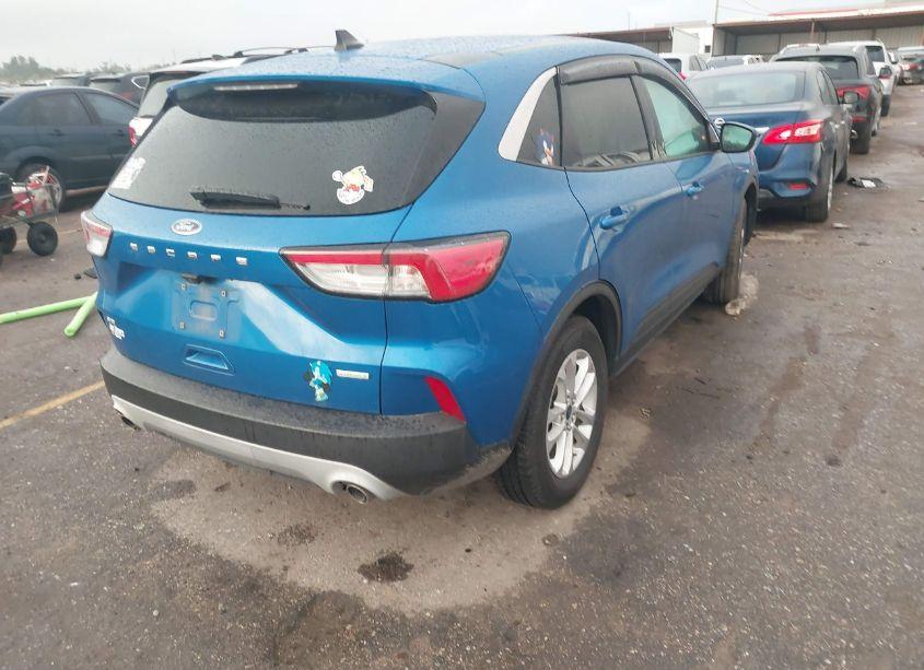 Photo 4 of 2020 Ford Escape SE (VIN 1FMCU0G6XLUB65820)