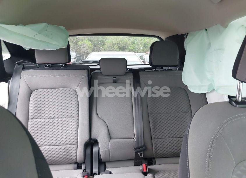 Photo 18 of 2020 Ford Escape SE (VIN 1FMCU0G6XLUC02509)