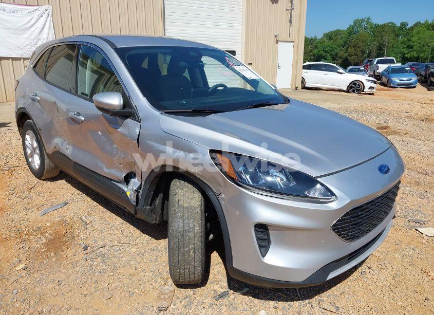2020 Ford Escape SE (VIN 1FMCU0G6XLUC54979) main photo