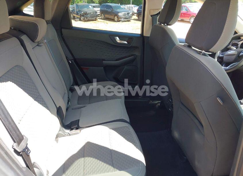 Photo 8 of 2020 Ford Escape SE (VIN 1FMCU0G6XLUC54979)