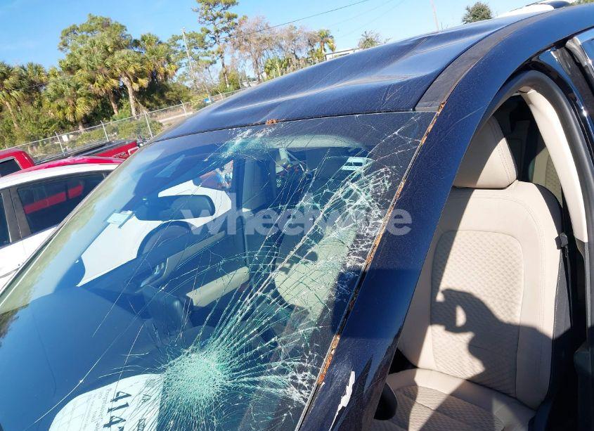 Photo 6 of 2020 Ford Escape SE (VIN 1FMCU0G6XLUC76755)