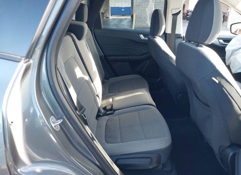 Photo 8 of 2021 Ford Escape SE (VIN 1FMCU0G6XMUA33979)