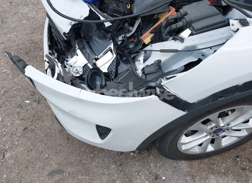 Photo 6 of 2022 Ford Escape SE (VIN 1FMCU0G6XNUA21137)