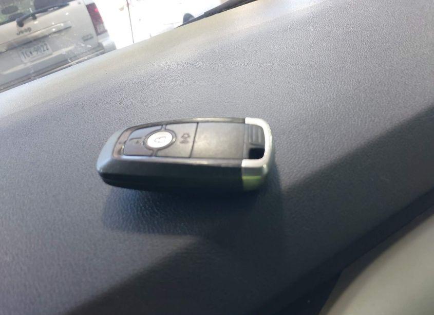 Photo 11 of 2022 Ford Escape SE (VIN 1FMCU0G6XNUB06558)