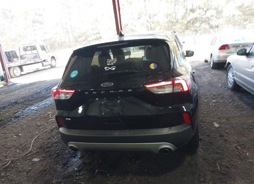 Photo 16 of 2022 Ford Escape SE (VIN 1FMCU0G6XNUB06558)
