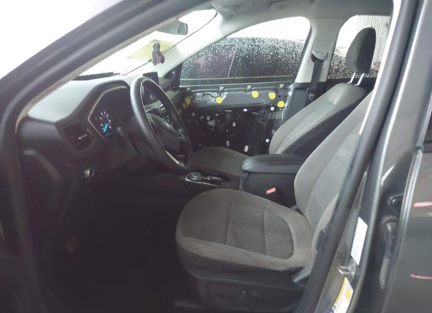 Photo 5 of 2022 Ford Escape SE (VIN 1FMCU0G6XNUB15969)