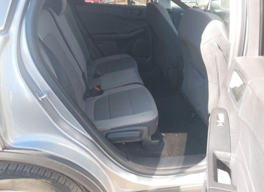 Photo 8 of 2022 Ford Escape SE (VIN 1FMCU0G6XNUB39964)