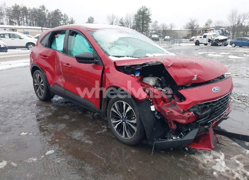 Photo 6 of 2022 Ford Escape SE (VIN 1FMCU0G6XNUB67232)